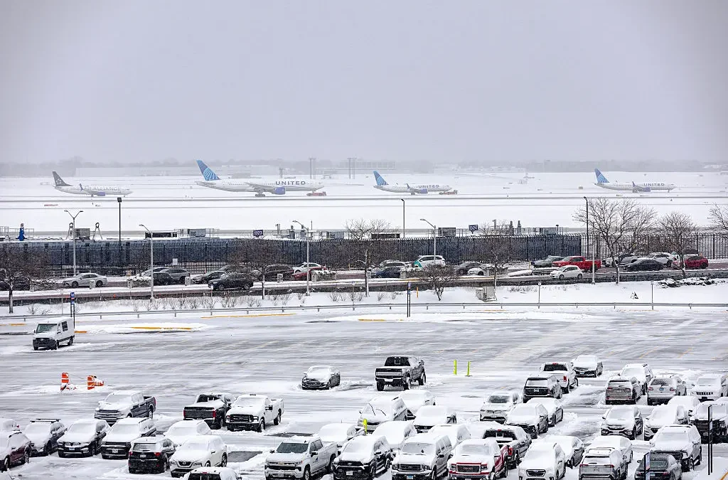 N.Y.C. and surrounding areas face bomb cyclone threat as snow, rain turn evening into dangerous mess oan