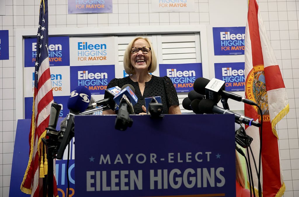 Democrat Eileen Higgins defeats Republican Emilio González, becoming Miami’s new Mayor oan