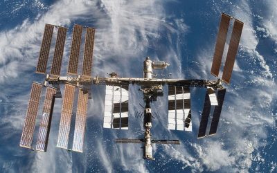 Astronauts send Christmas greetings from space oan