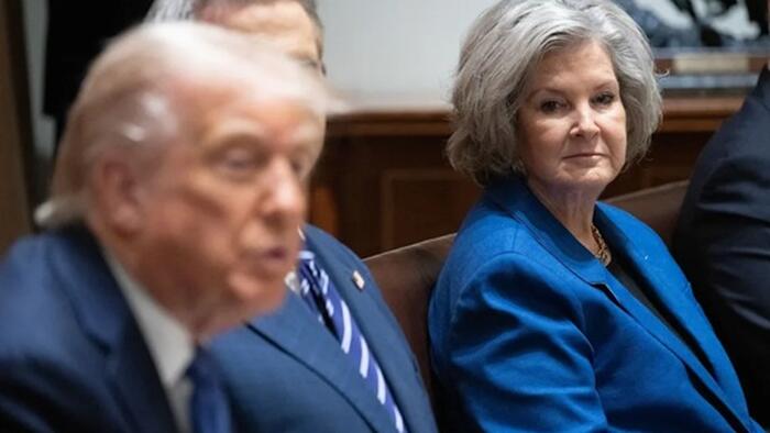 Susie Wiles Let’s Slip She Stands With Massie On War Powers & Venezuela