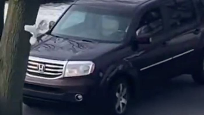 Watch: New Footage Shows Three Minutes Before Minneapolis ICE-Involved Shooting