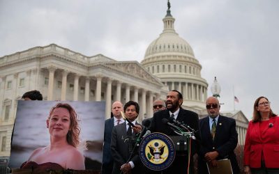 ICE officer hit by Renee Good’s vehicle suffered internal bleeding oan