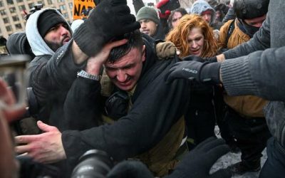 Violent Left Wing Mobs In Minneapolis Hunt For ICE And Attack Counter Protesters