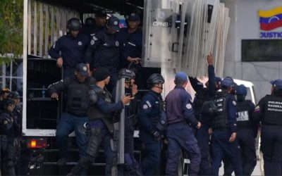 Trump Cancels 2nd Wave Of Strikes On ‘Cooperative’ Venezuela – Political Prisoners Freed