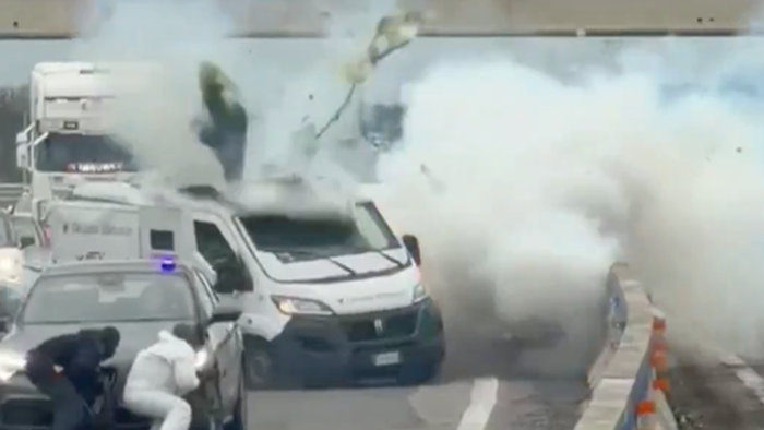 “Italian Job” Style Armored Truck Heist Caught On Video In Italy