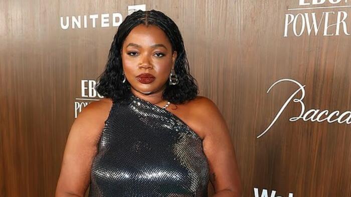 “Hyperwoke” Journo Self-Downgrades From First Class Because It Had Too Many White Men