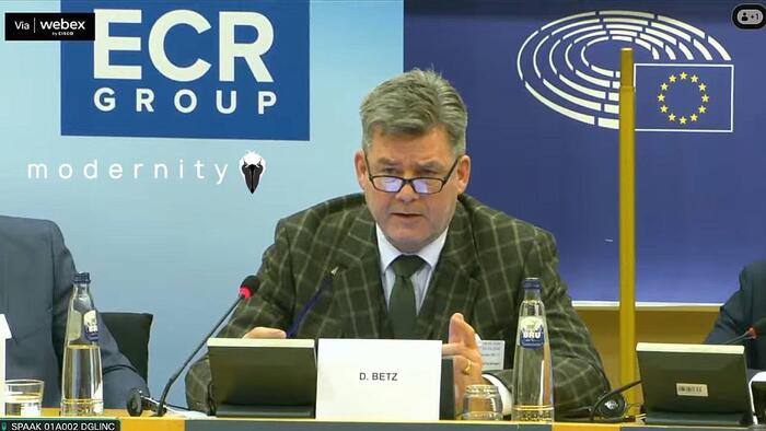 Watch: EU Parliament Told Continent Is “On Track For Civil War”