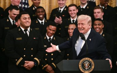 Trump honors Navy football team at WH, signs EO to preserve Army-Navy game broadcast timeslot oan