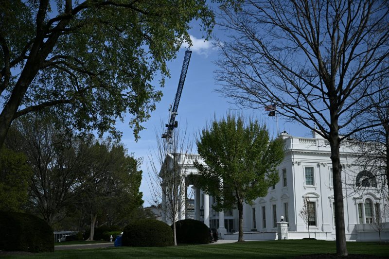 WH ballroom construction ‘must stop’ until it receives congressional approval oan