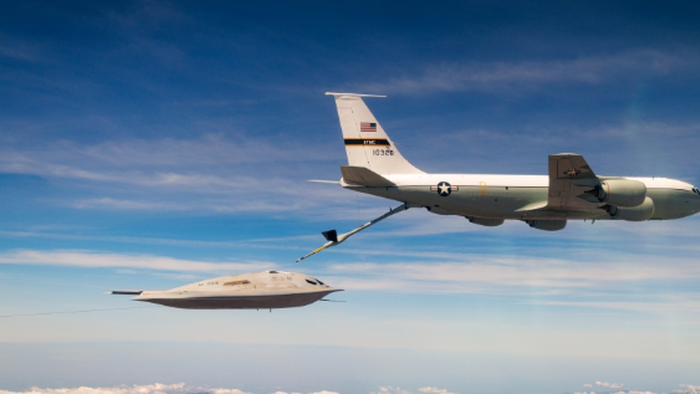 World’s First Six-Gen Bomber Completes Aerial Refueling Test Flight