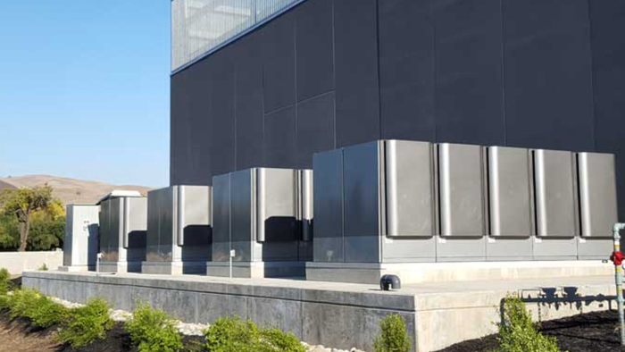 Bloom Energy Erupts On Beat, Guidance Upgrade As On-Site Data Center Power Demand Soars