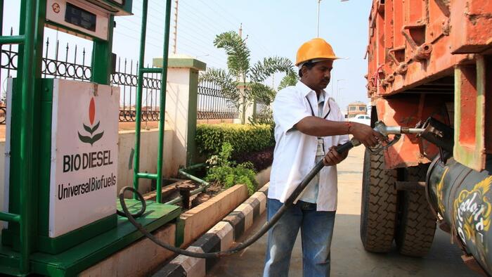 India Explores Alternative Energy Sources After Oil Supply Shock