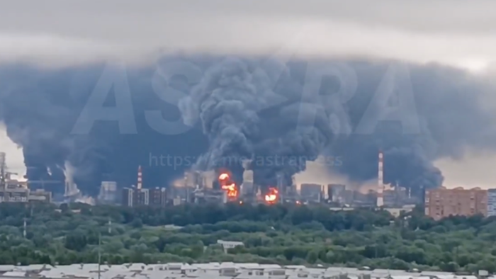 Russia Vows “Massive Group Strikes” On Ukraine After Drone Swarm Attack On Refinery