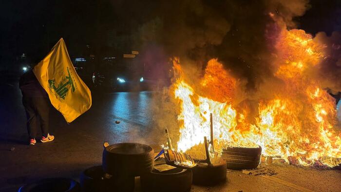 Hezbollah Supporters Block Roads, Encircle Govt Buildings In Beirut Over Israel Deal: ‘They Sold Us Out’