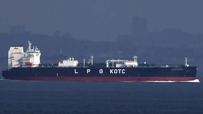 Kuwait Joins “Dark-Mode” Tanker Traffic Through Hormuz