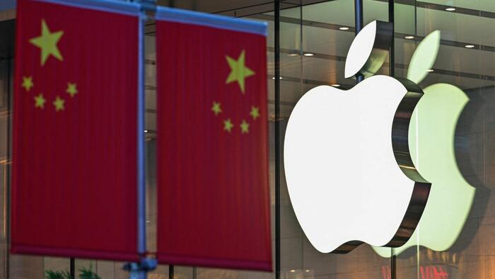 Apple Negotiating To Buy Blacklisted Chinese Chips To Ease AI-Driven Shortage
