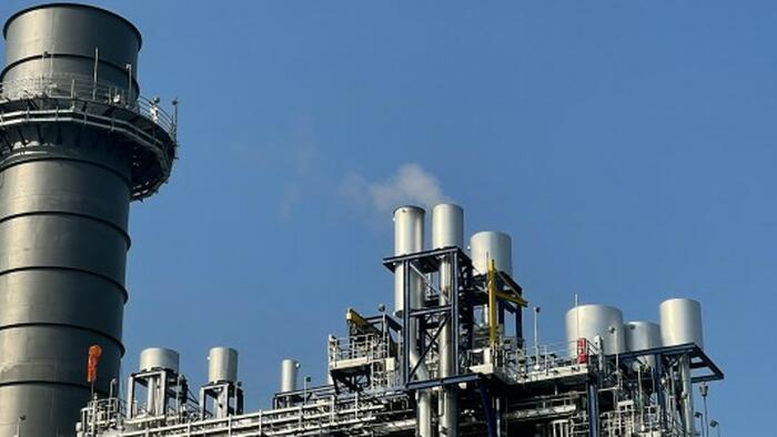 Russia Says Fuel Crisis Is Easing As Refineries Restart