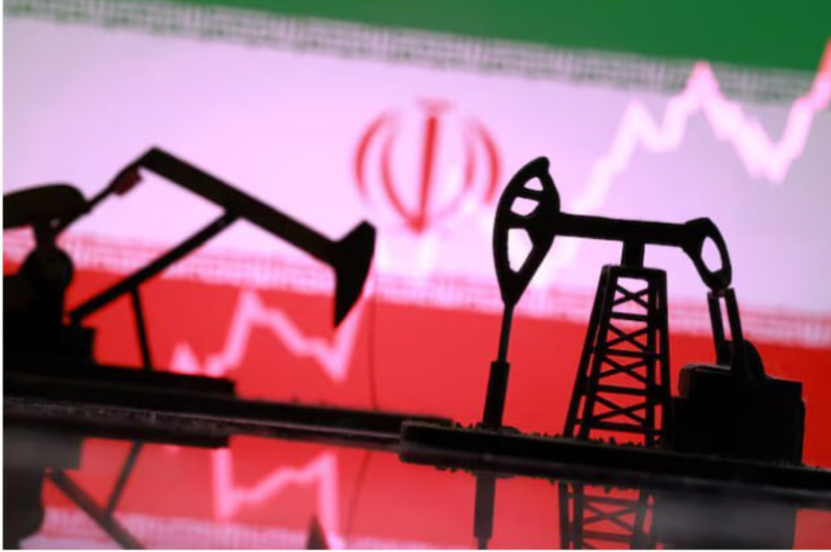 US Revoking License That Authorized Iranian Oil Sales, Official Says