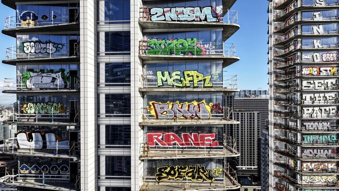 LA Is Finally Cleaning Up Its Infamous “Graffiti Towers” Before The Olympics Arrives