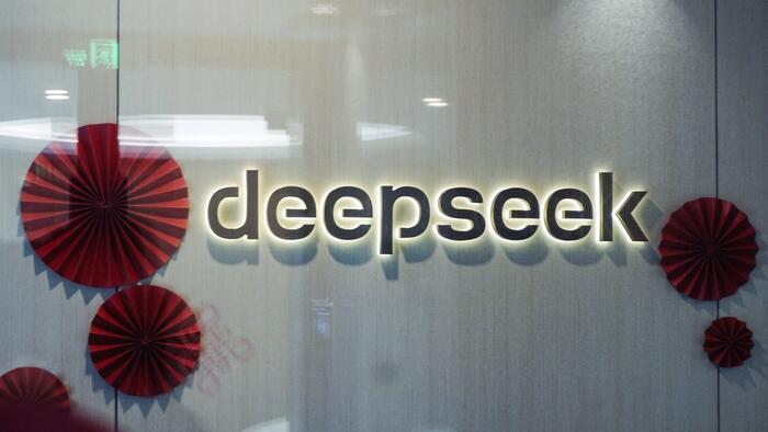 DeepSeek Pauses Fundraising After Founder’s Remarks Leaked