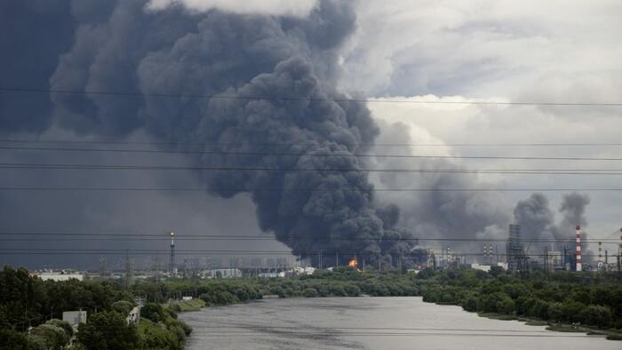 Ukraine’s Desperate Propaganda Campaign While Russia Advances Along The Entire Front