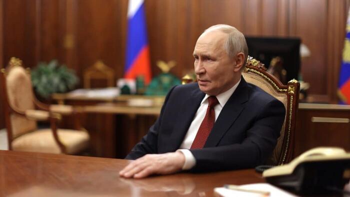Alastair Crooke: Russia Hearing The European Clamor For War, Announces It’s Ready