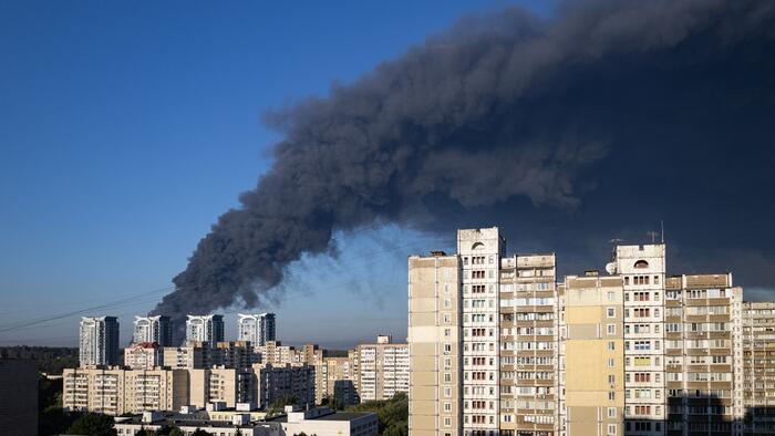 Russia Hits Kiev Ammo Dump Next To Homes; Ukraine Admits 90% Of Retail Food Logistics Wrecked