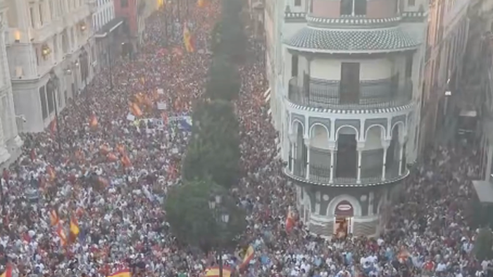 “Save Us From Our Traitor Gov’t”: Massive Madrid Protests Erupt Over Socialist Regime’s Handling Of Ceuta Invasion