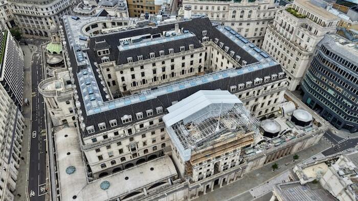 Bank Of England To Stop Selling 20- And 30-Year Gilts As Yields Soar