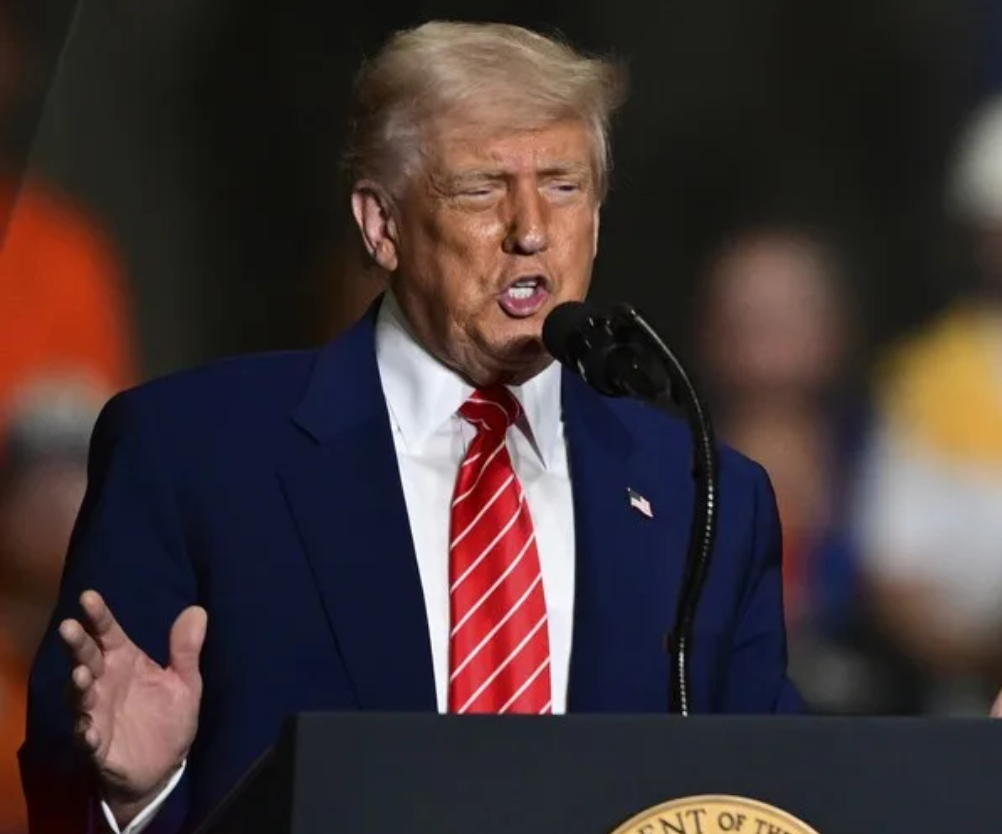 Trump: Canada Making US Enemy Until Economy Collapses