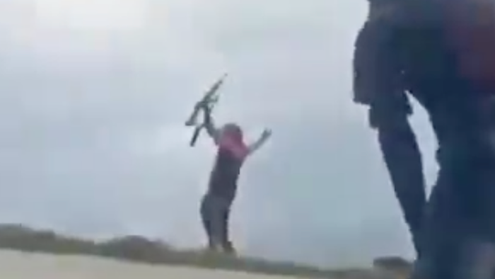 Unverified Video Shows Haitian Gangs Battling Salvadoran Special Forces