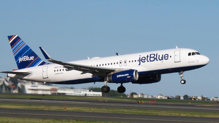 JetBlue Creditors Call In Restructuring Advisers As Stock, Bonds Crater